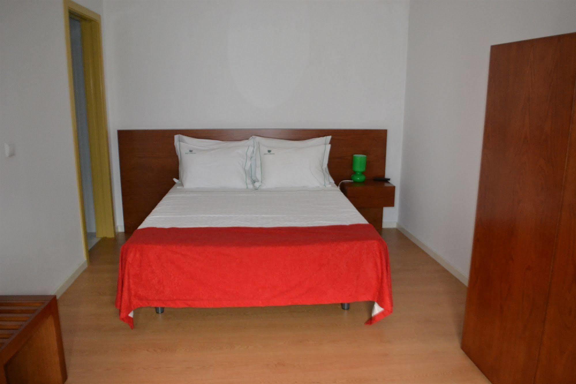 Hotel Comercio Resende Bagian luar foto