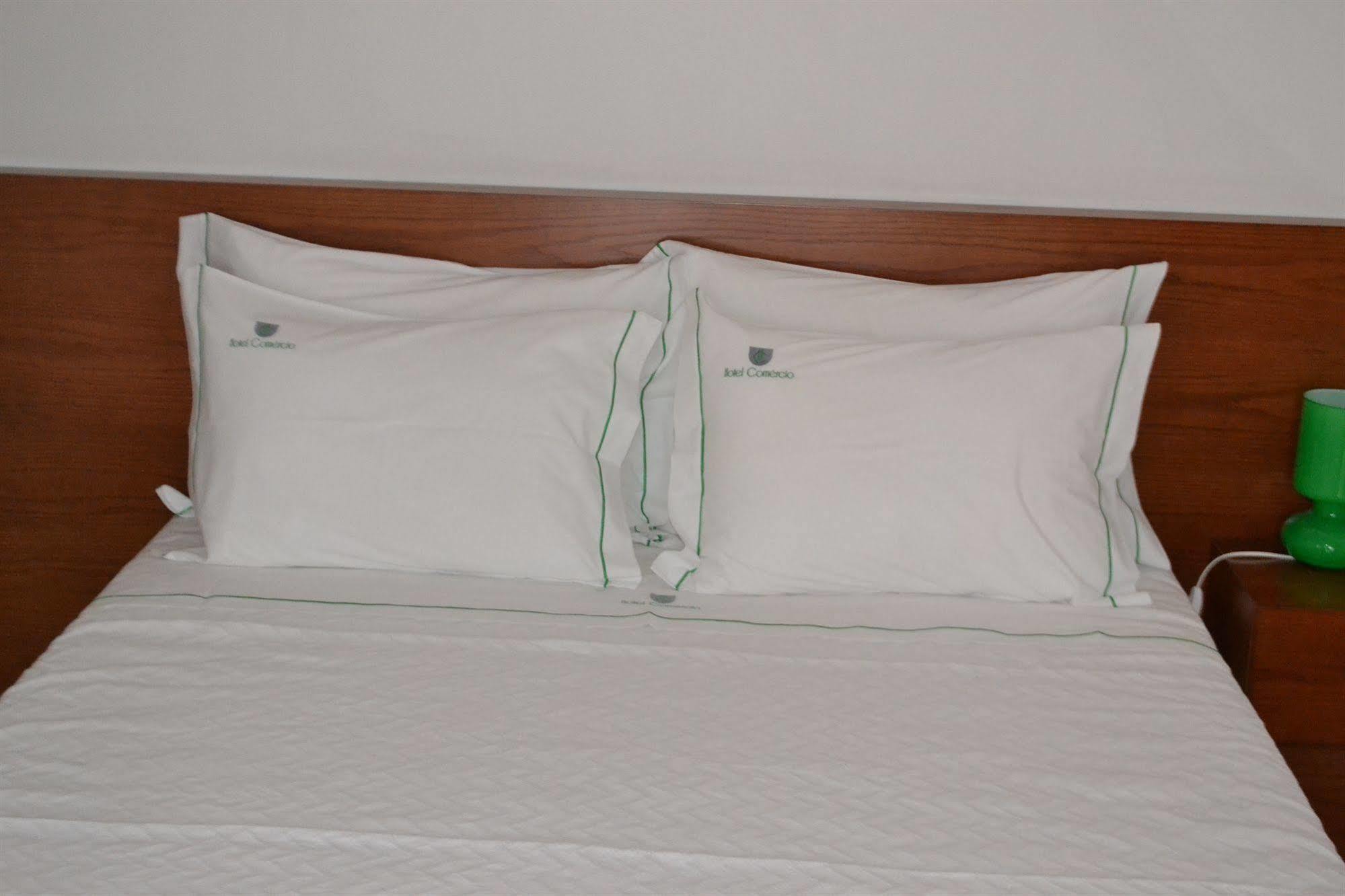 Hotel Comercio Resende Bagian luar foto